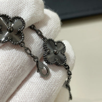 [Clover Jewels]CLOVER 5 MOTIF BLACK BRACELET