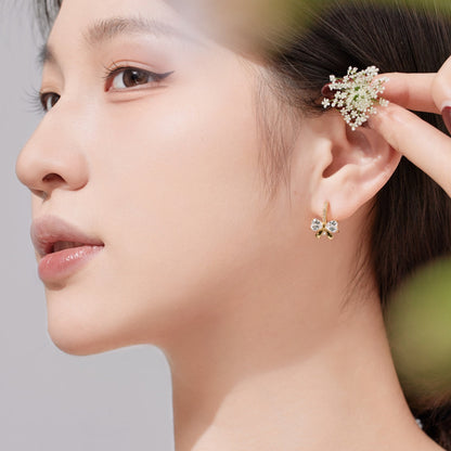 [Clover Jewels]Exquisite Earrings With Heart-Shaped Bow Design