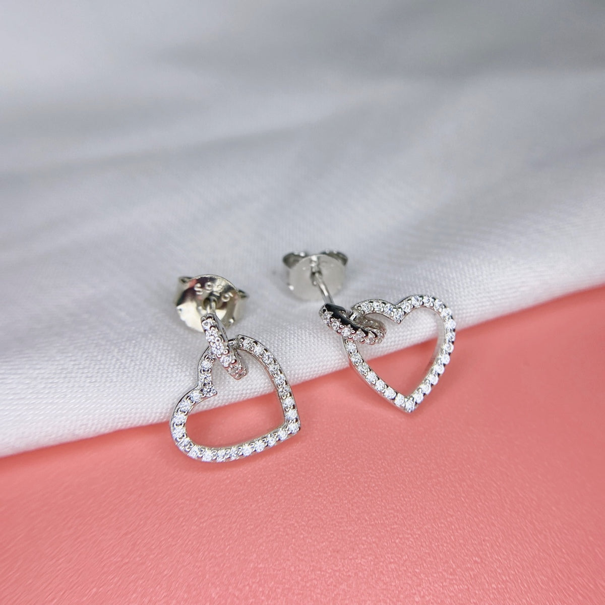 [Clover Jewels]Dainty Heart Shape Earrings