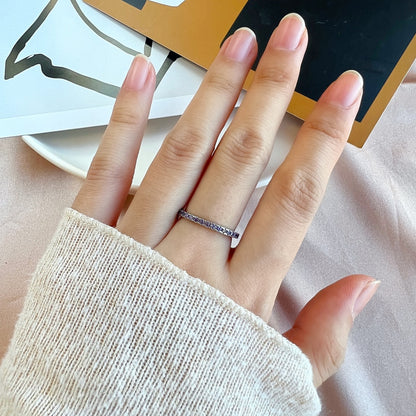 [Clover Jewels]Delicate Sparkling Round Cut Daily Ring