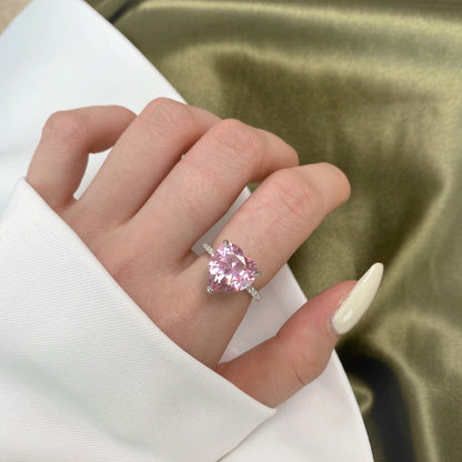 [Clover Jewels]6.0 Carat Luxurious Sparkling Romantic Heart Cut Lover Ring