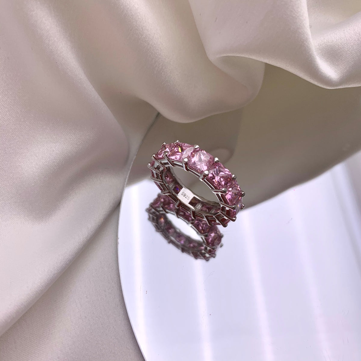 [Clover Jewels]Elegant Princess Cut Tennis Ring