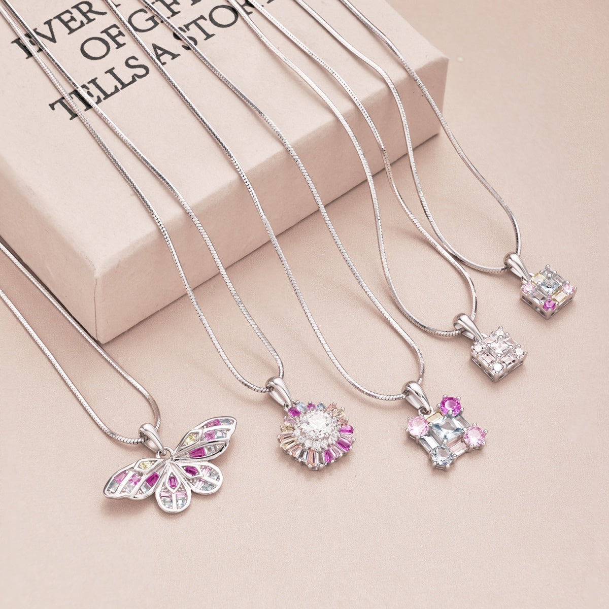 [Clover Jewels]Gorgeous Multi Colorful Necklace