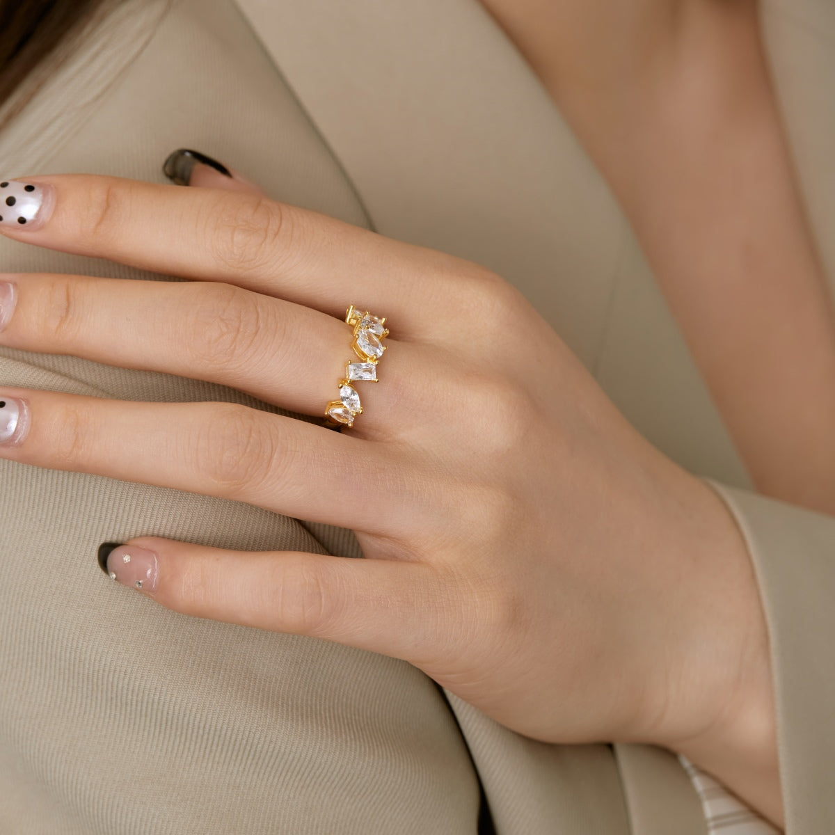 [Clover Jewels]Delicate Multi Cut Ring