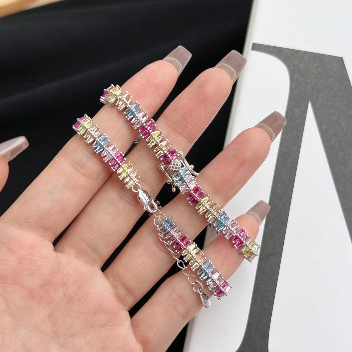 [Clover Jewels]Sparkling Exquisite Multi Cut Party Bracelet