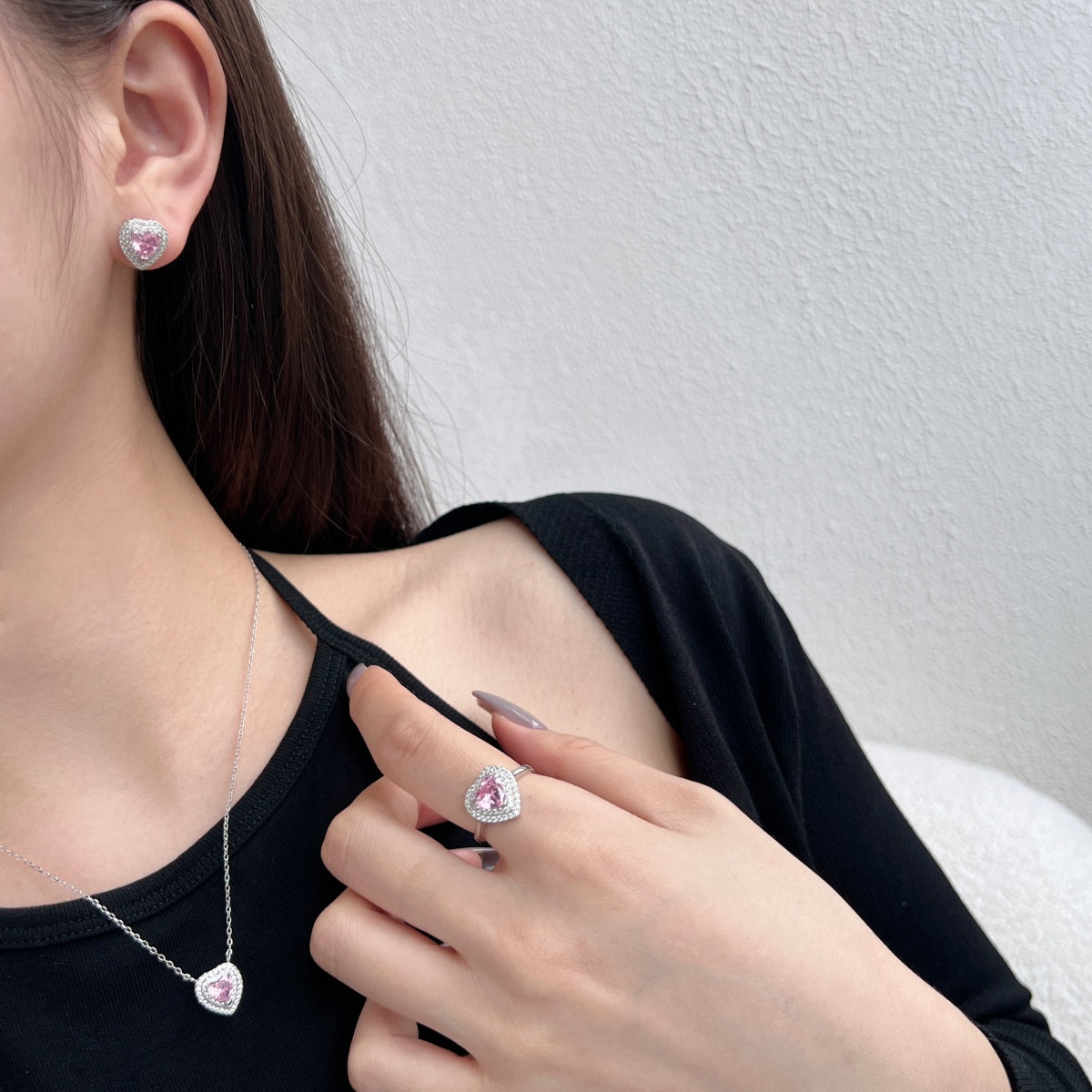 [Clover Jewels]Dazzling Heart Shape Lover Earrings