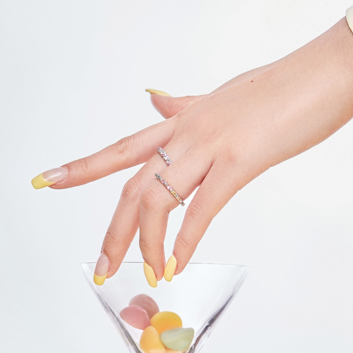 [Clover Jewels]Dainty Ebullient Round Cut Daily Ring