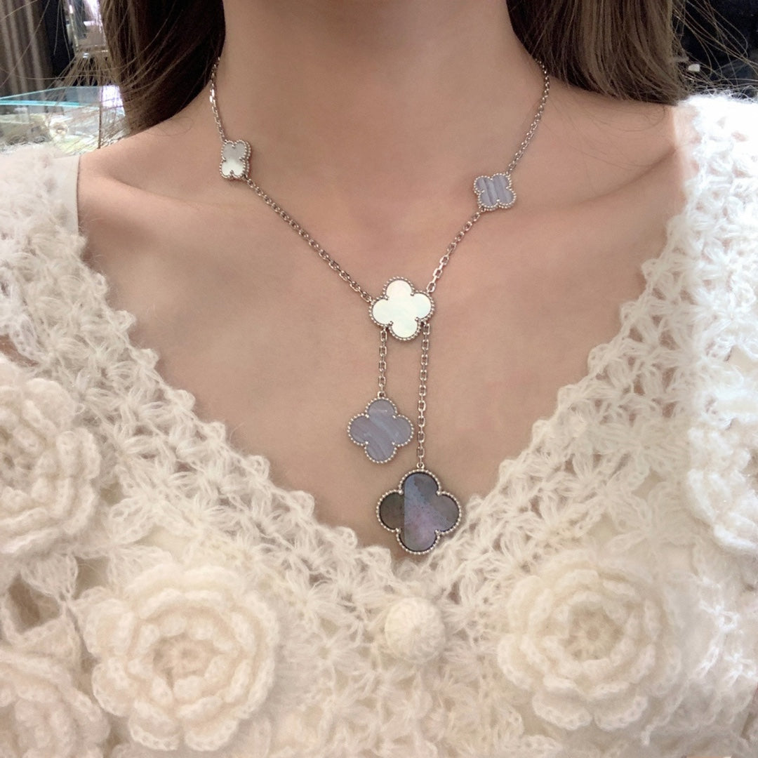 [Clover Jewels]CLOVER MOP CHALCEDONY NECKLACE SILVER 6 MOTIF