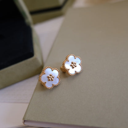 [Clover Jewels]LUCKY PINK GOLD WHITE MOP EARRINGS