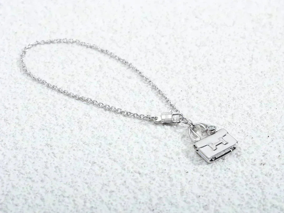 [Clover Jewels]AMULETTE PEDANT SILVER NECKLACE