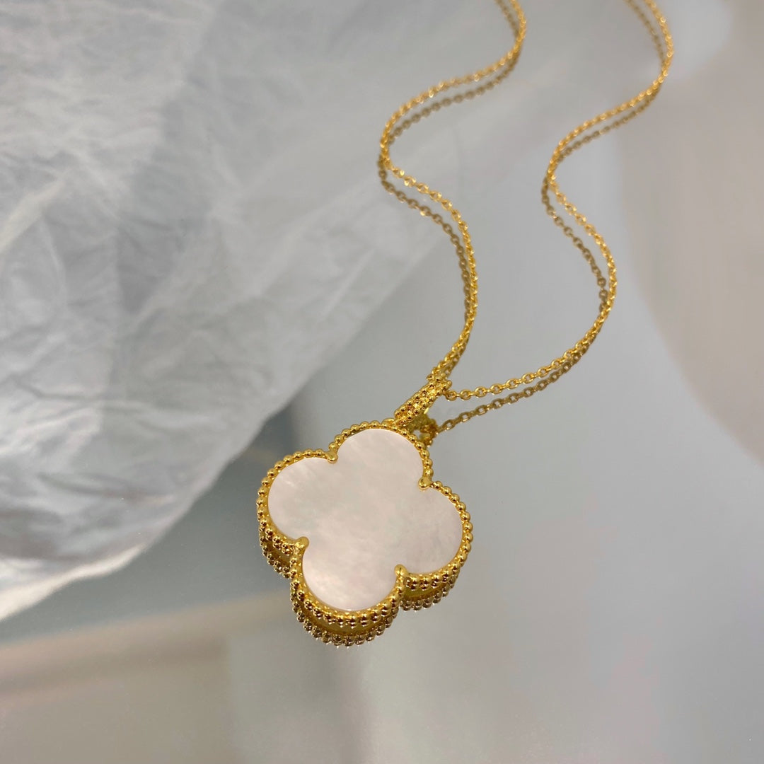 [Clover Jewels]CLOVER 25MM MOP LARGE PENDANT NECKLACE