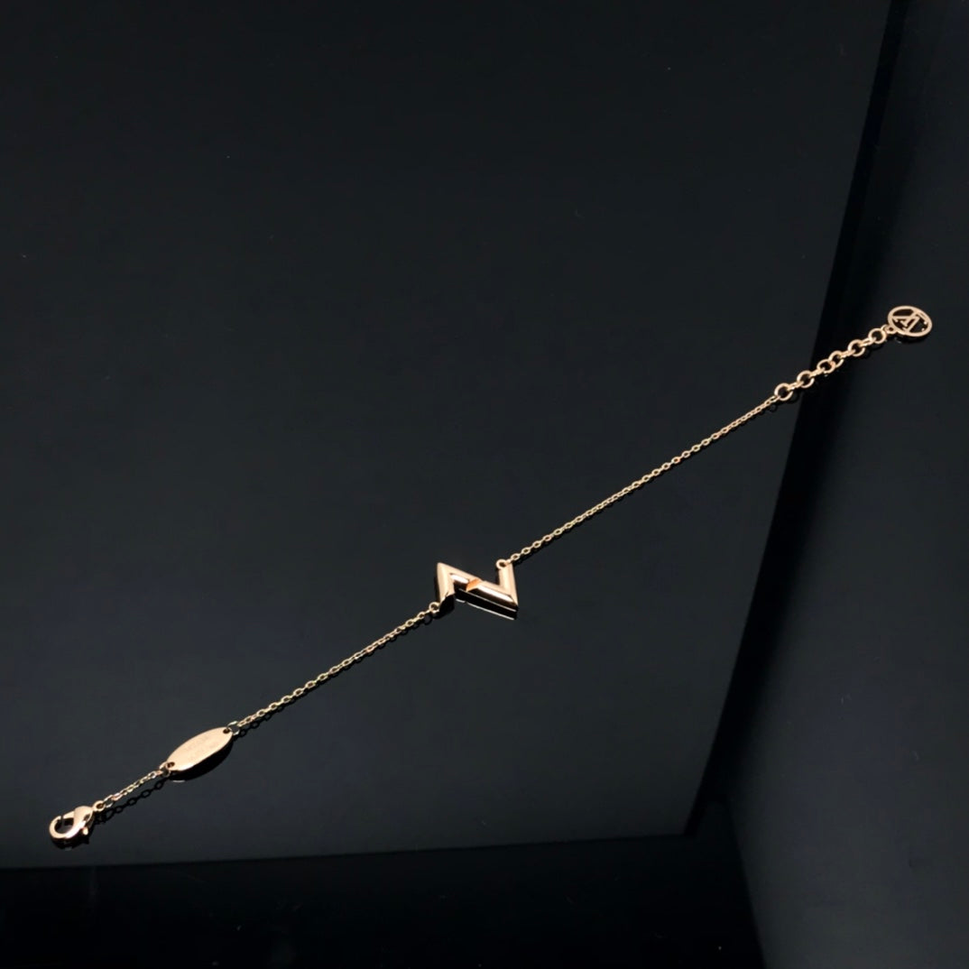 [Clover Jewels]VOLT LV LOGO BRACELET