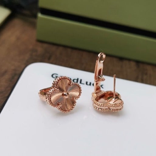 [Clover Jewels]CLOVER MEDIUM STUD EARRINGS