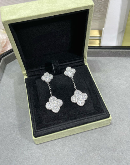 [Clover Jewels]CLOVER 2 MOTIFS DIAMOND PAVED SILVER EARRINGS