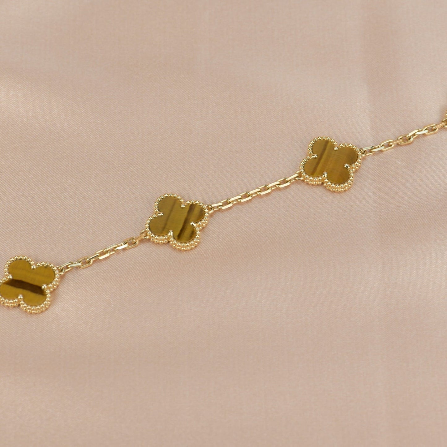 [Clover Jewels]CLOVER  5 MOTIFS TIGER EYE BRACELET