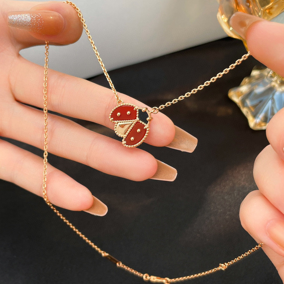 [Clover Jewels]LUCKY  CARNELIANS LADYBUG NECKLACE