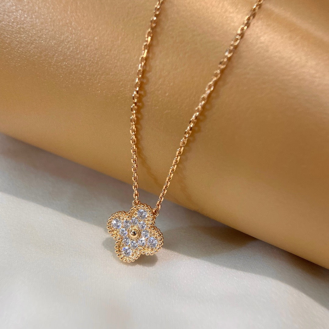 [Clover Jewels]CLOVER 15MM DIAMOND SINGLE FLOWER NECKLACE