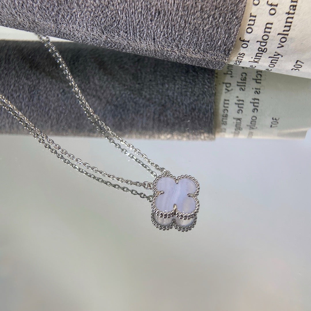 [Clover Jewels]CLOVER 15MM BLUE CHALCEDONY NECKLACE SILVER