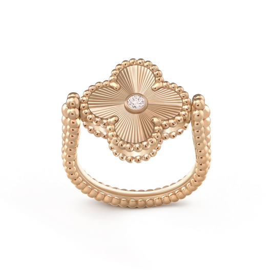 CLOVER RIVERSIBLE PINK GOLD ring