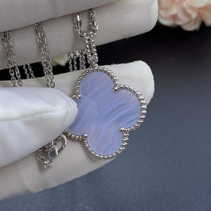 [Clover Jewels]CLOVER SILVER CHALCEDONY BIG CLOVER NECKLACE